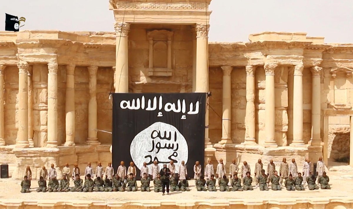 Massihukkamine Palmyra amfiteatris Süürias