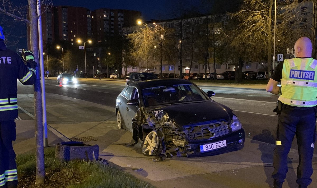 Liiklusõnnetus Tallinnas Tammsaare teel.