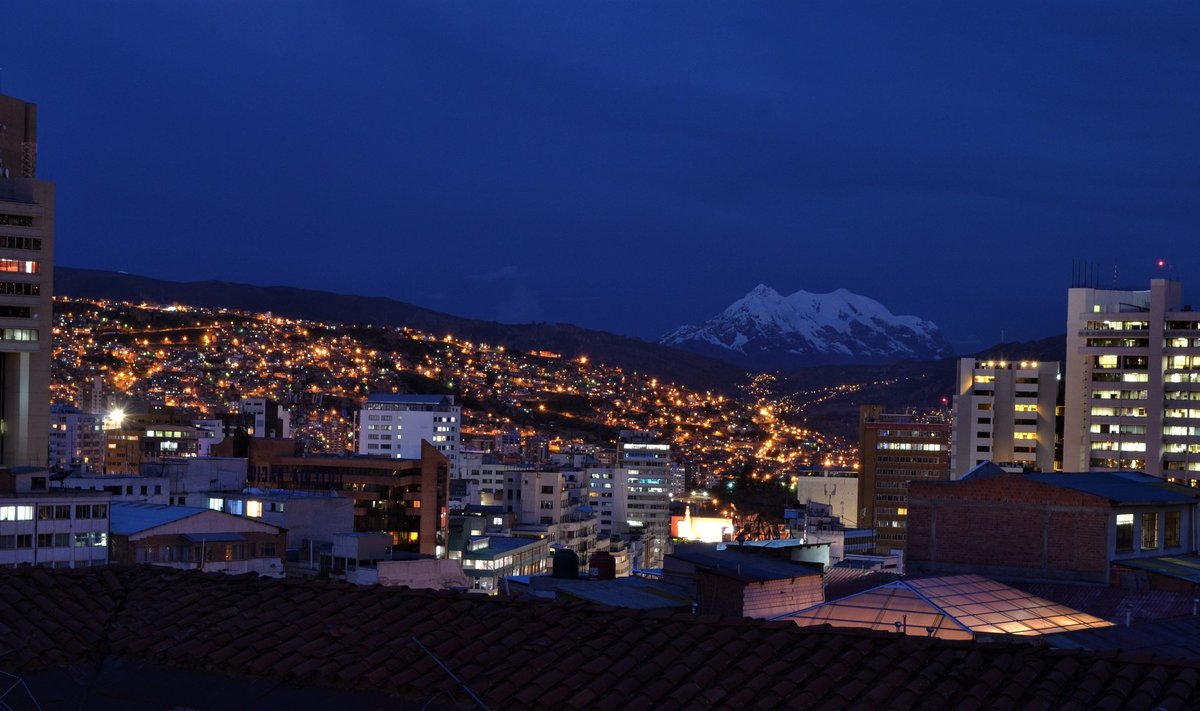 2015. aastal valiti La Paz kõrguse tõttu linnade kategoorias üheks seitsmest uuest maailmaimest. Muljet avaldavad 3640 meetrit võtavad sõna otseses mõttes hinge kinni.