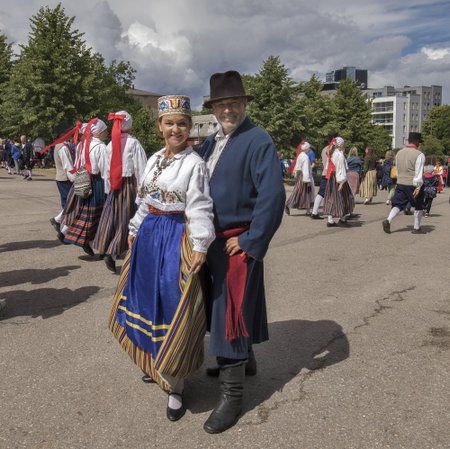 Rein on tantsinud läbi elu koos abikaasa Merikesega.