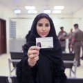 FOTOD | Ajalooline päev! Esimesed Saudi Araabia naised said kätte oma juhiload ja võivad varsti täieõiguslikult autot juhtida