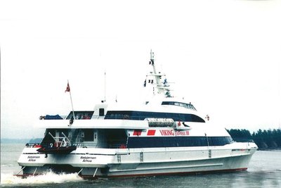 Viking Express III (Sobjornen) liikles 6.5.-30.9.1996. 288 reisijakohaga kiirkatamaraan.