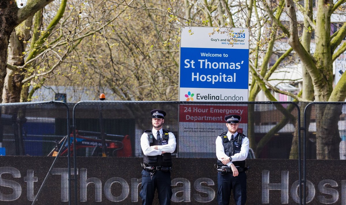Politsei eile Londoni haigla ees, kus on ravil Briti peaminister Boris Johnson.