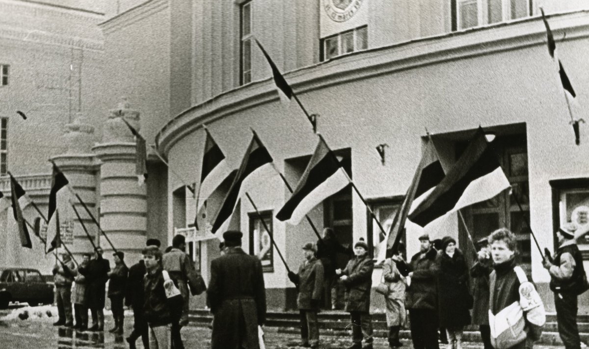 Kaitseliidu auvalve Eesti Kongressi avamise eel