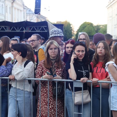 FOTOD | Kultuuripealinn pidutseb! „Suudlev Tartu“ kontserdil astuvad üles Eesti muusikatähed ja Conchita Wurst