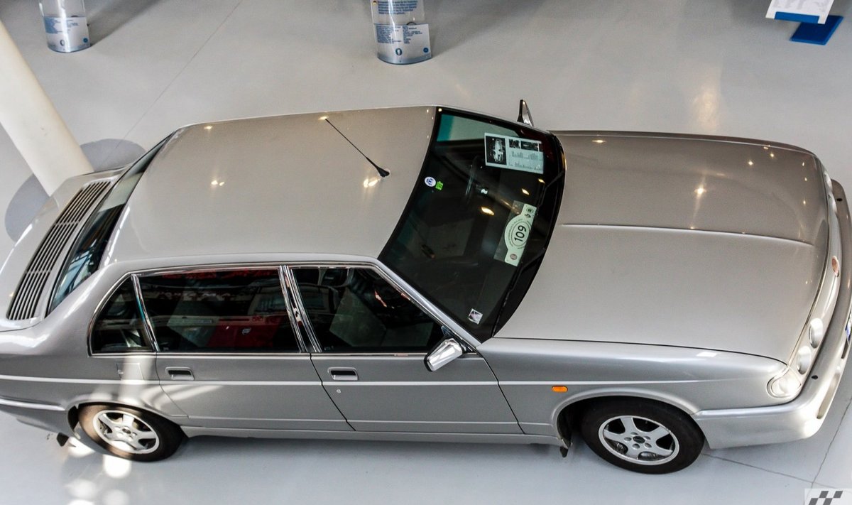 Tatra viimast sõiduautot T700 toodeti aastail 1996-1999 62 eksemplari. Selle tuntuim kasutaja oli praegune Tšehhi Vabariigi president Miloš Zeman, toona parlamendi esimees ja peaminister