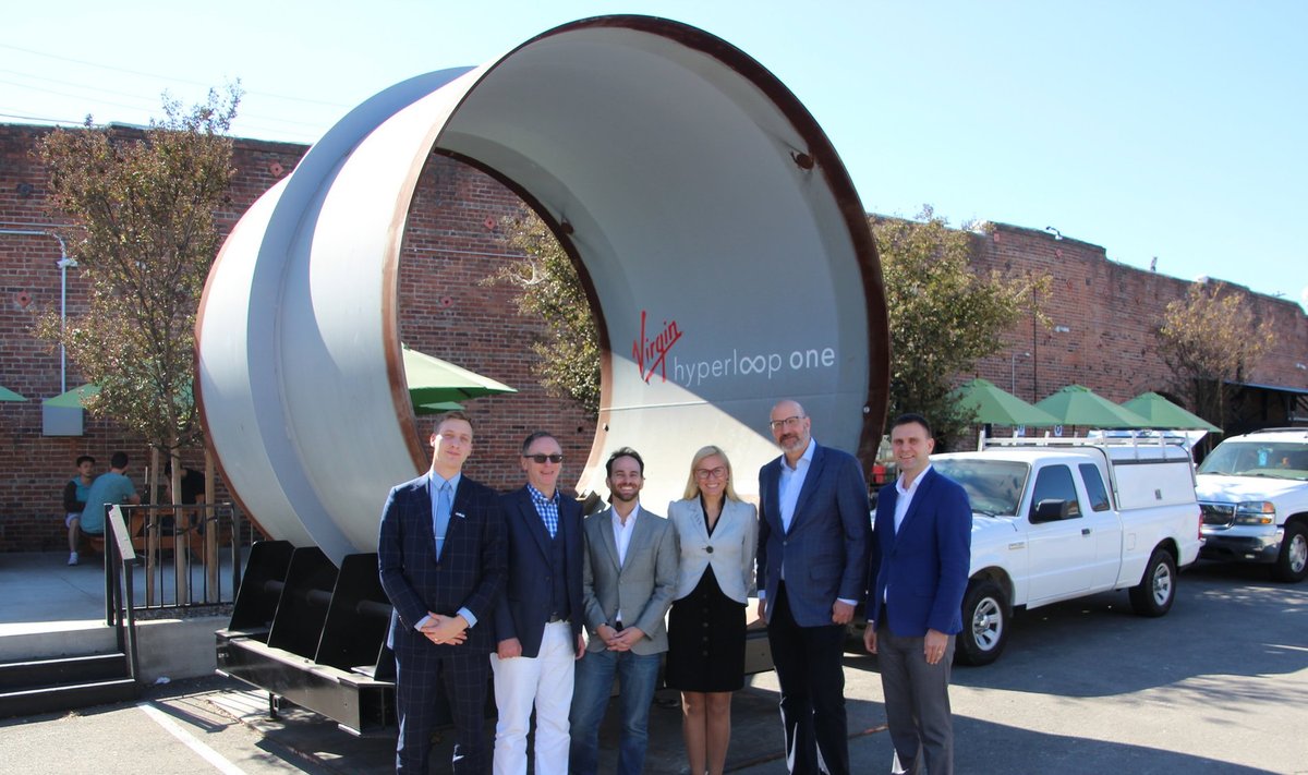 Kadri Simson kohtus LA-s Virgin Hyperloop-One'i kaasasutaja ja CTO Josh Giegeli ning nende uue CEO Jay Walderiga.