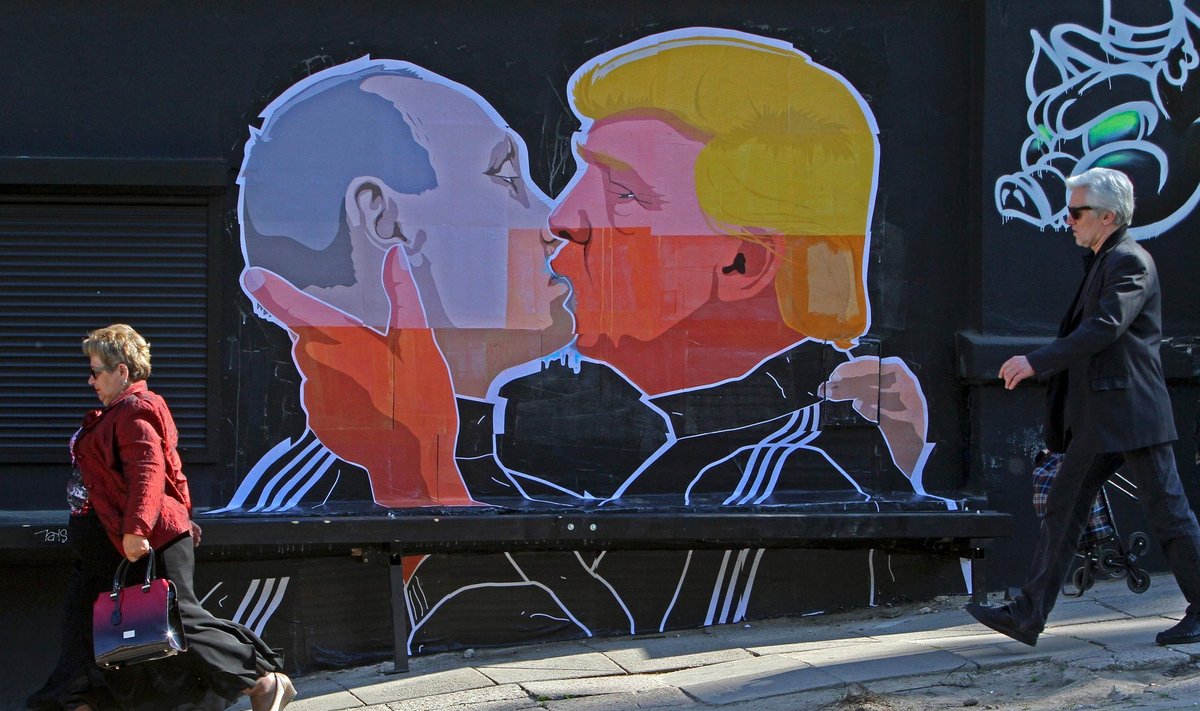 Kuulus Leonid Brežnevi ja Erich Honeckeri suudlusstseen on Vilniuses tänavakunstniku abiga uued osalised saanud. Putini ja Trumpi vahel nii palava armastuse süttimist on siiski raske uskuda, sest kaks kõva kivi tavaliselt head jahu ei jahvata.