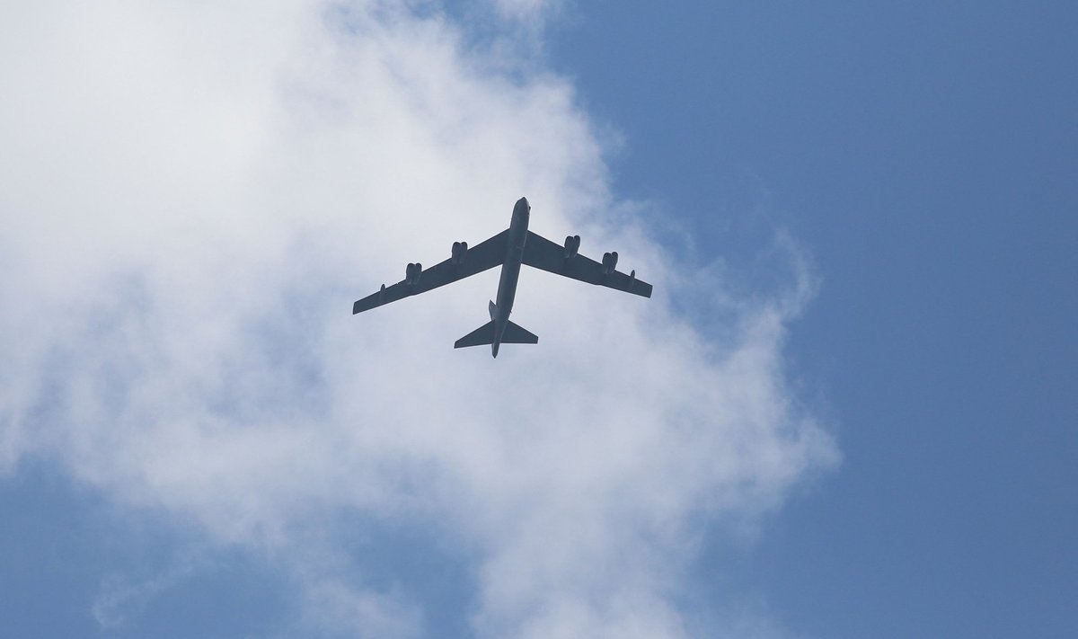 Бомбардировщик B-52