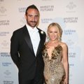 ÕNNE! 47aastane Kylie Minogue kihlus 28-aastase peikaga