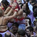 PALJAD FOTOD: Hispaania pullijooksu festivali avapäeval võtsid naised rinnad paljaks
