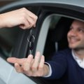 Autolaenu võtja profiil: kõrgemat palka teeniv noor vastutustundlik mees