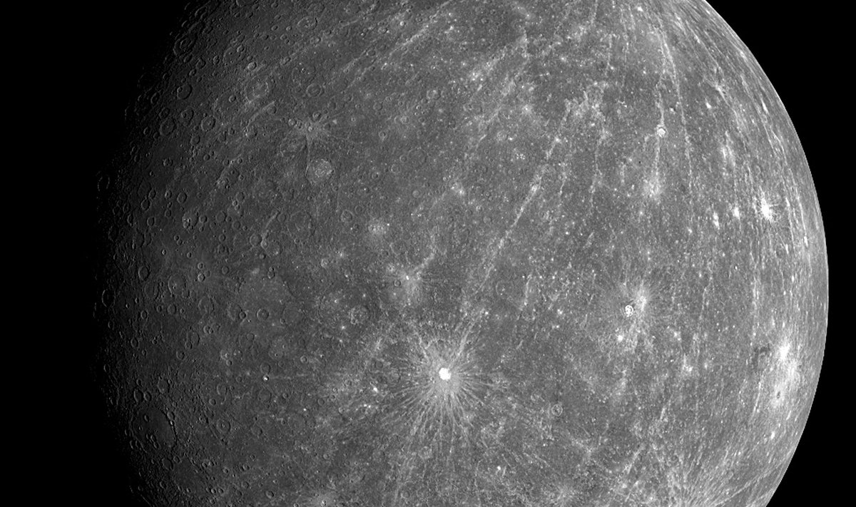 Merkuur meenutab Kuud.