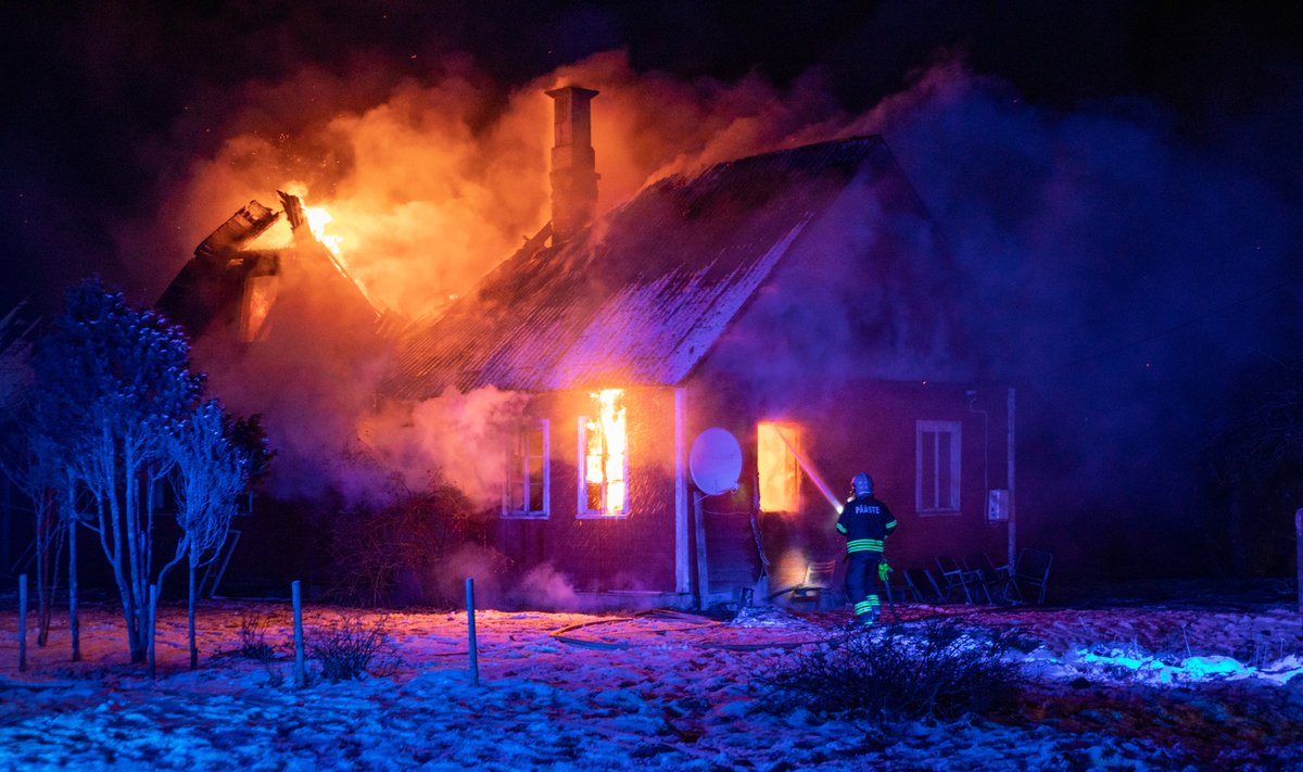 Tulekahju Saaremaal Üru külas