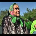TV3 VIDEO: Uhke üllatuse saanud Kihnu Virve tasus südamlikke heategijaid "männakäbadega"