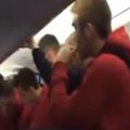 VIDEO: Watfordi mängijad said bussis teada, et on Premier League'i pääsenud