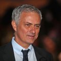 Mourinhole pakutakse tippklubi peatreenerikohta, portugallane on ainult ühel tingimusel nõus