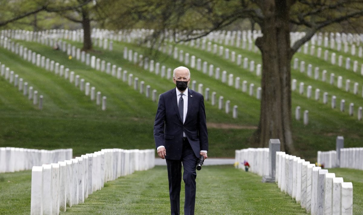 USA president Joe Biden külastas peale USA vägede Afganistanist väljaviimisest kuulutamist Arlingtoni surnuaeda (foto: CNP, AdMedia, SIPA / Scanpix)