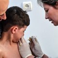 Rumeenias on leetritesse surnud kümneid lapsi, sest vanemad usuvad internetis levivaid õudusjutte vaktsineerimisest