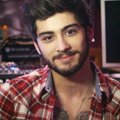Endine One Directioni staar Zayn Malik katsetab juuksevärvidega