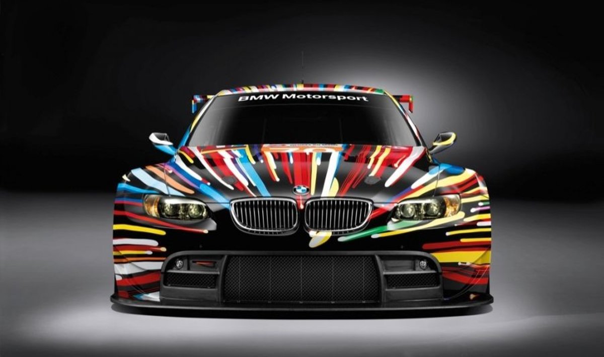 Jeff Koonsi BMW art car mõjub tormilisena