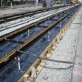 Pärnu maantee trammitee ehitusel algab betoonaluse valamine