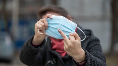 Eestis ei uuri keegi, kas maskidest, liikumispiirangutest ja vaktsineerimisest koroona vastu mingit abi oli