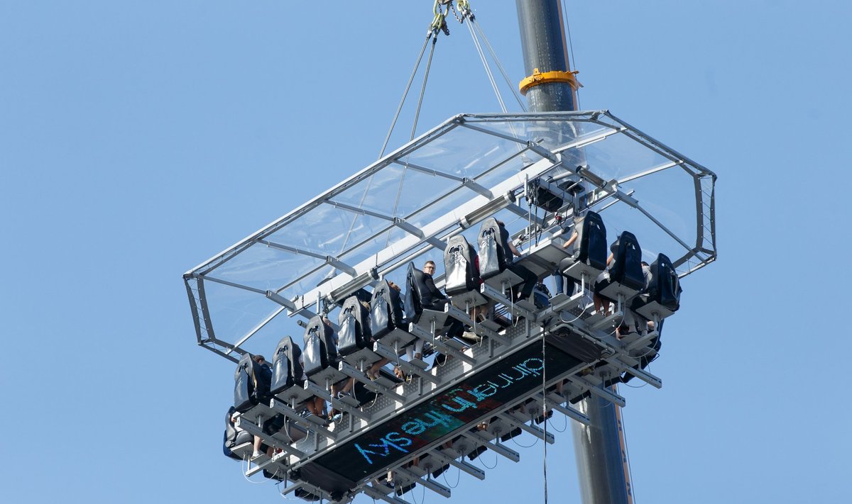 Dinner in the sky
