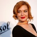 KLÕPS | Lindsay Lohan näitas fännidele oma suurepärast rannavormi