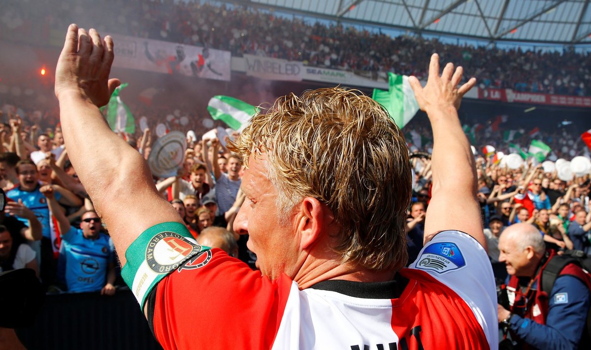 Football Soccer - Feyenoord Rotterdam v Heracles Almelo - Dutch Eredivisie
