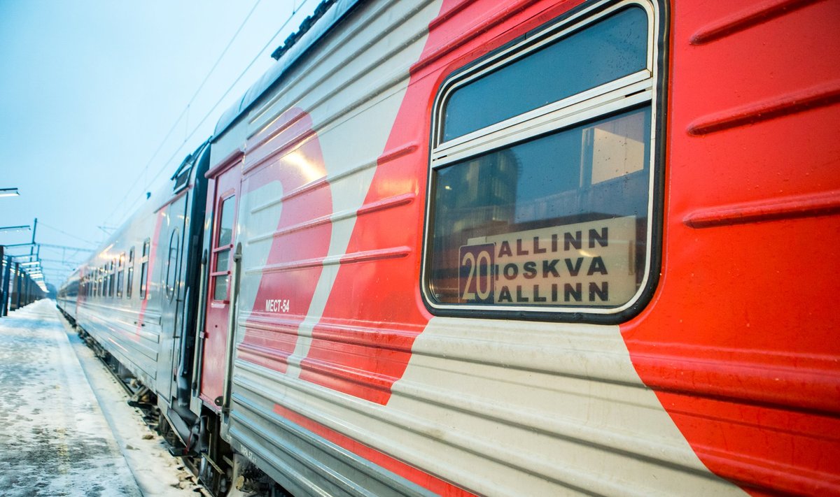 Tallinn - Moskva rong Balti jaamas.