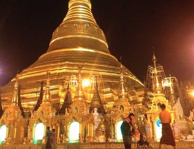 Yangon. Shwedagon Paya.
