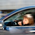 10 põhjust, miks naised on kehvemad autojuhid kui mehed