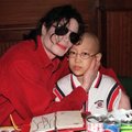 Vaibumatu skandaal! Värske dokumentaalfilm võtab taaskord luubi alla Michael Jacksoni ahistamissüüdistused