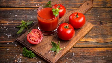 Польза и вред томатного сока. Как приготовить его в домашних условиях?