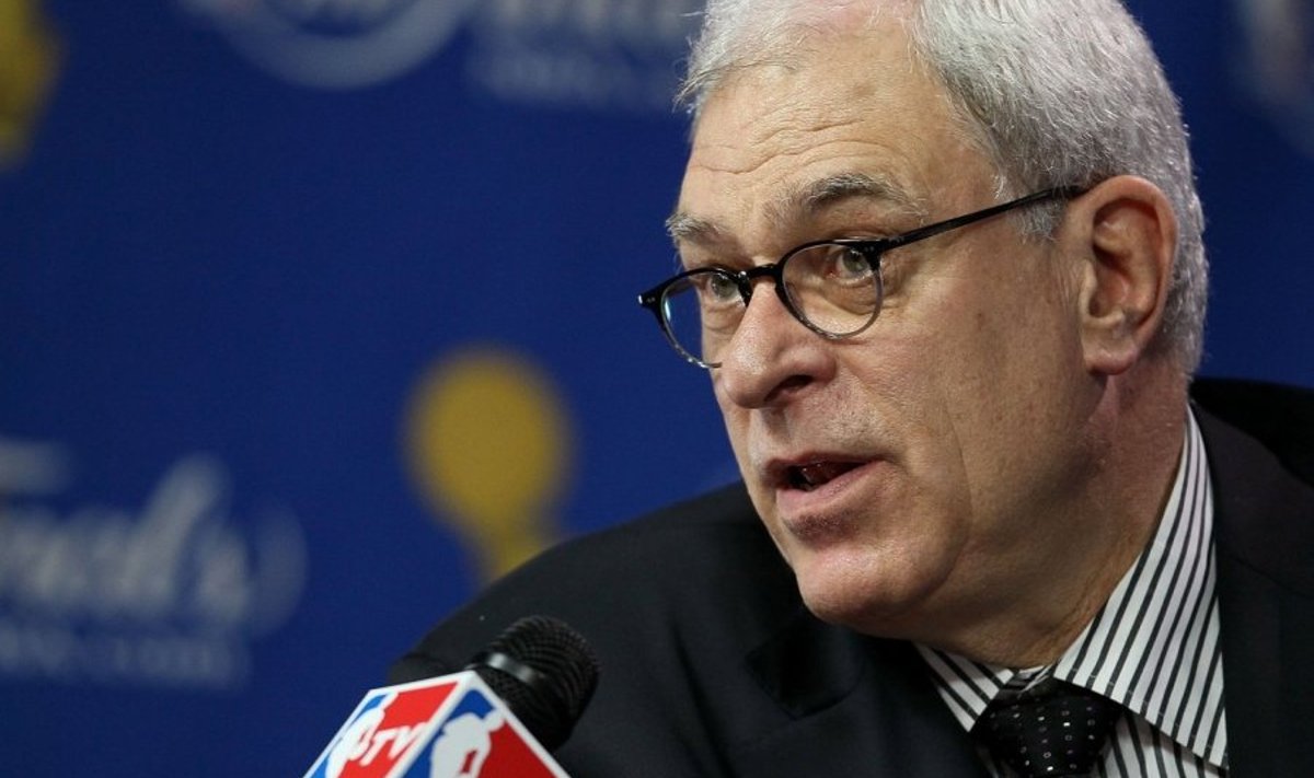 BOSTON - JUNE 13: Head coach Phil Jackson of the Los Angeles Lakers addresses the media after Game Five of the 2010 NBA Finals against the Boston Celtics on June 13, 2010 at TD Garden in Boston, Massachusetts. The Celtics won 92-86. NOTE TO USER: User expressly acknowledges and agrees that, by downloading and/or using this Photograph, user is consenting to the terms and conditions of the Getty Images License Agreement.   Elsa/Getty Images/AFP