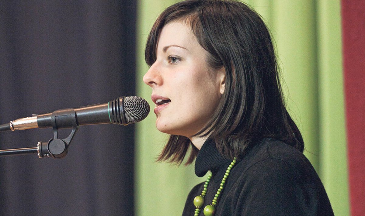 Tuuli Velling esines sel nädalal ka Palal Anna Haava luulepäeval, nädala lõpus järgneb plaadiesitlustuur.