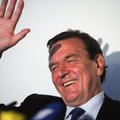 Gerhard Schröderi käsutuses on Saksa riigi raha eest seitse autot koos juhiga