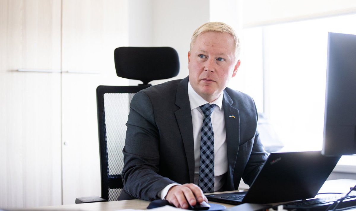 „Toetan tugevalt Eesti kultuuriinimesi," ütleb rahandusminister Mart Võrklaev