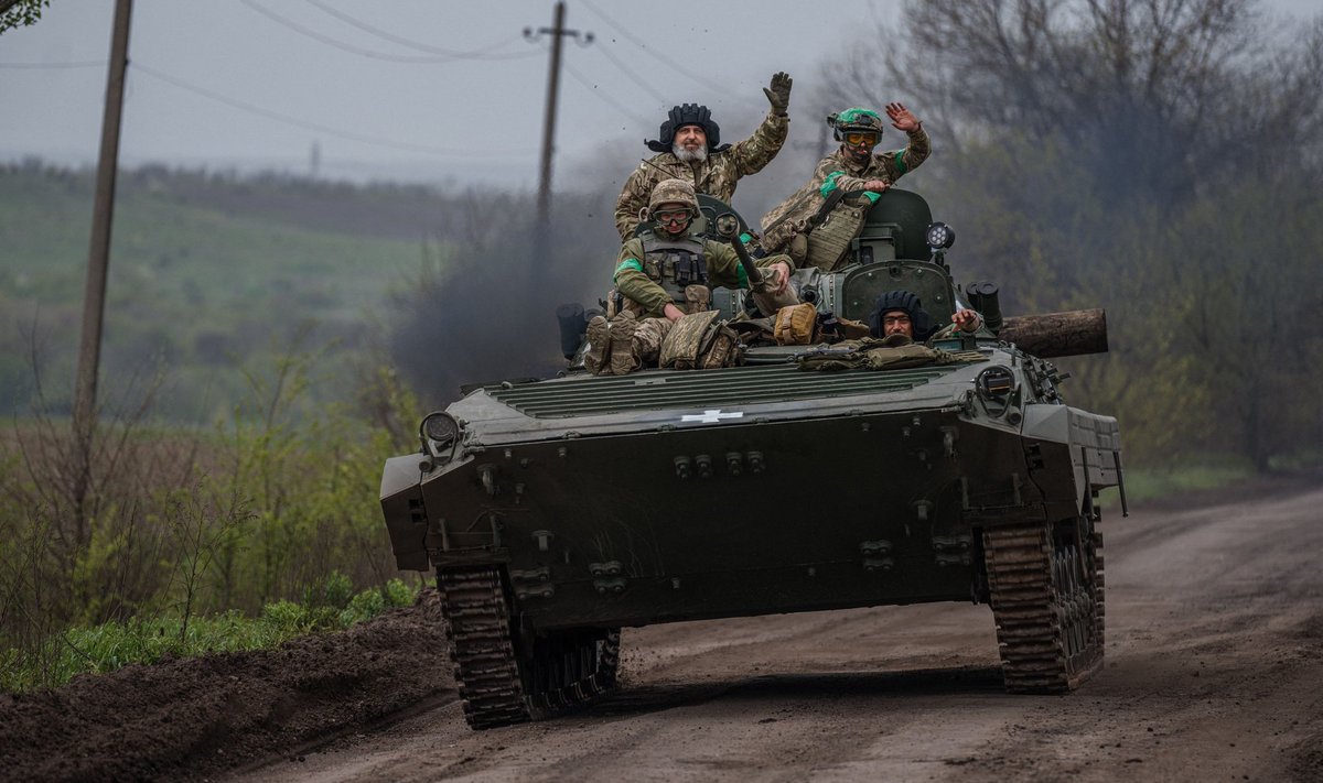 Ukraina sõdurid Bahmuti lähistel
