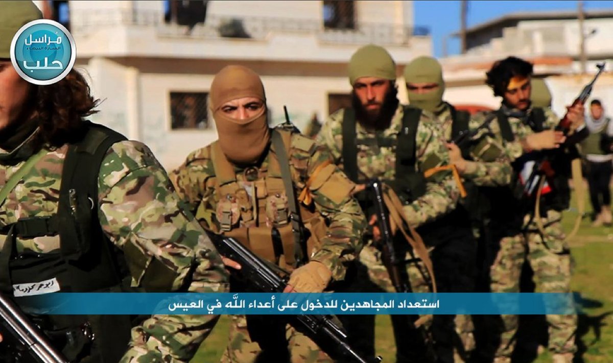 AL-NUSRA RINNE: Al-Qaeda haru võitlejad, kellega väidetavalt liitus ka Abdurrahman Sazanakov.