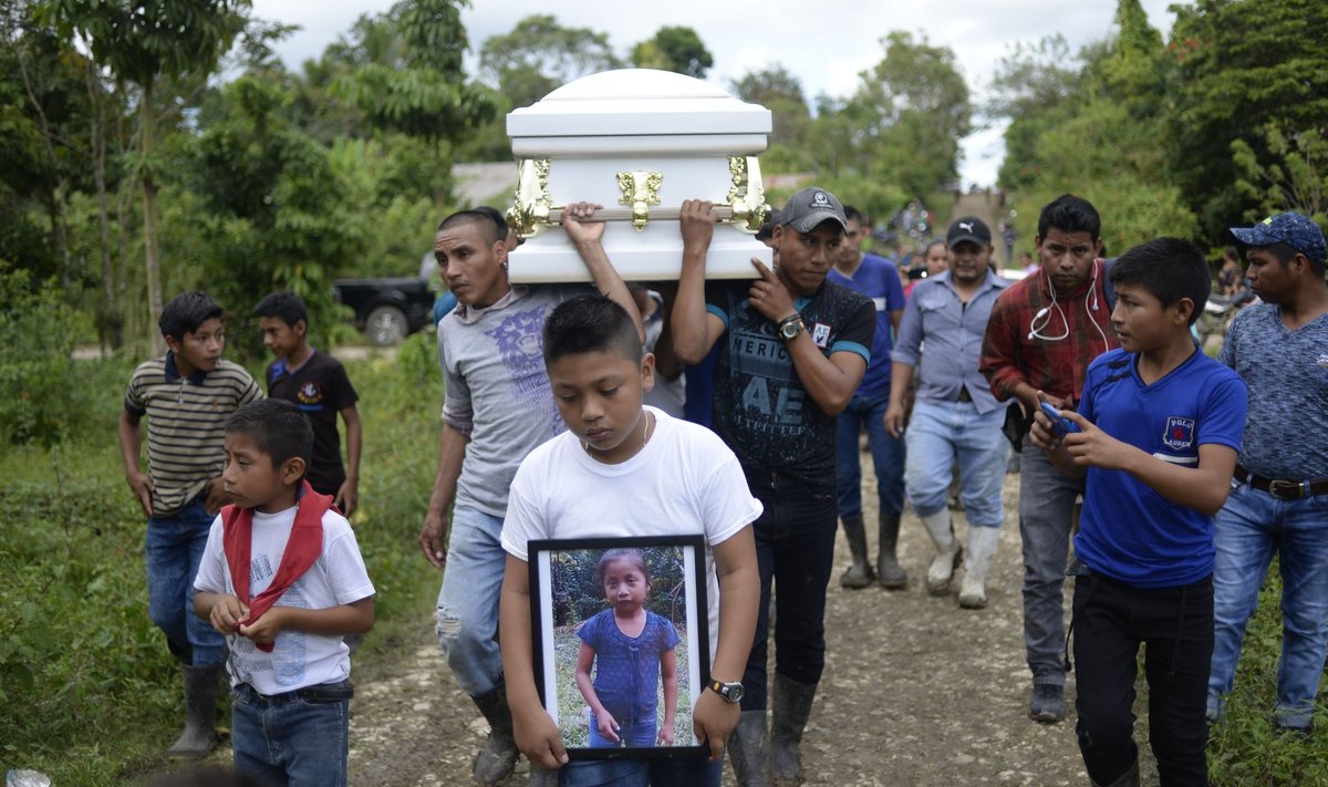 Seitsmeaastane Jakelin Caal maeti sel nädalal Guatamalas kodukülas.
