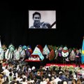 Surnuks pussitatud Kasahstani olümpiapronks saadeti tuhandete inimeste ees viimsele teekonnale