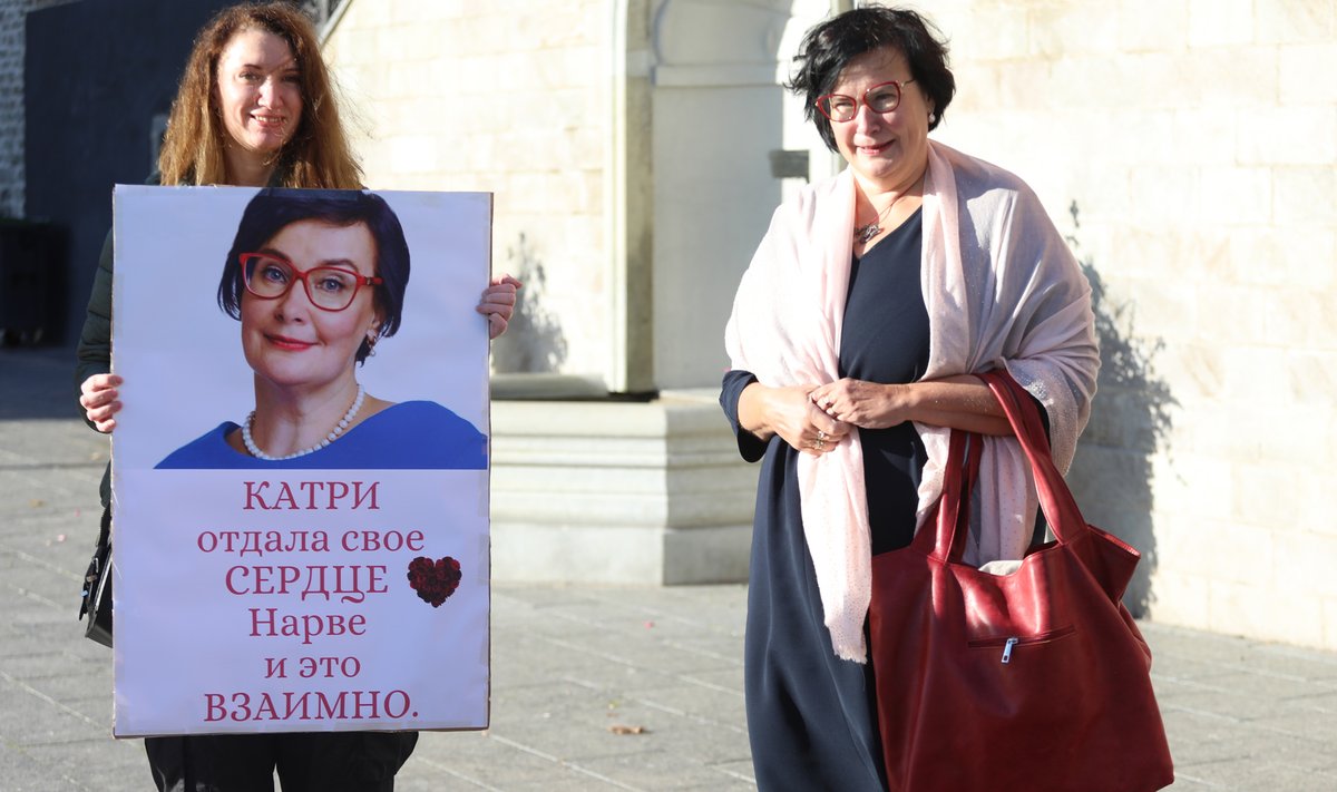 Mitmesaja inimese osavõtul toimunud meeleavaldusest hoolimata pole Katri Raik enam Narva linnapea.