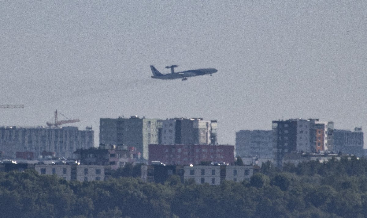 Самолет Boeing E-3A Sentry (AWACS) был над Таллинном и 30.06.2021