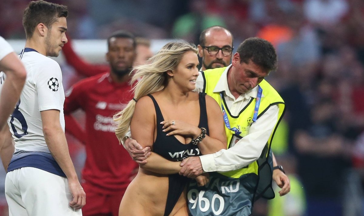 Tottenham Hotspur v Liverpool UEFA Champions League Final A streaker enter the field of play during