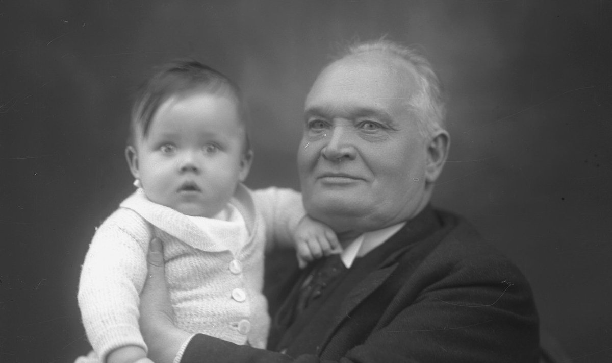 Konstantin Päts pojapoeg Mattiga 1934. aastal
