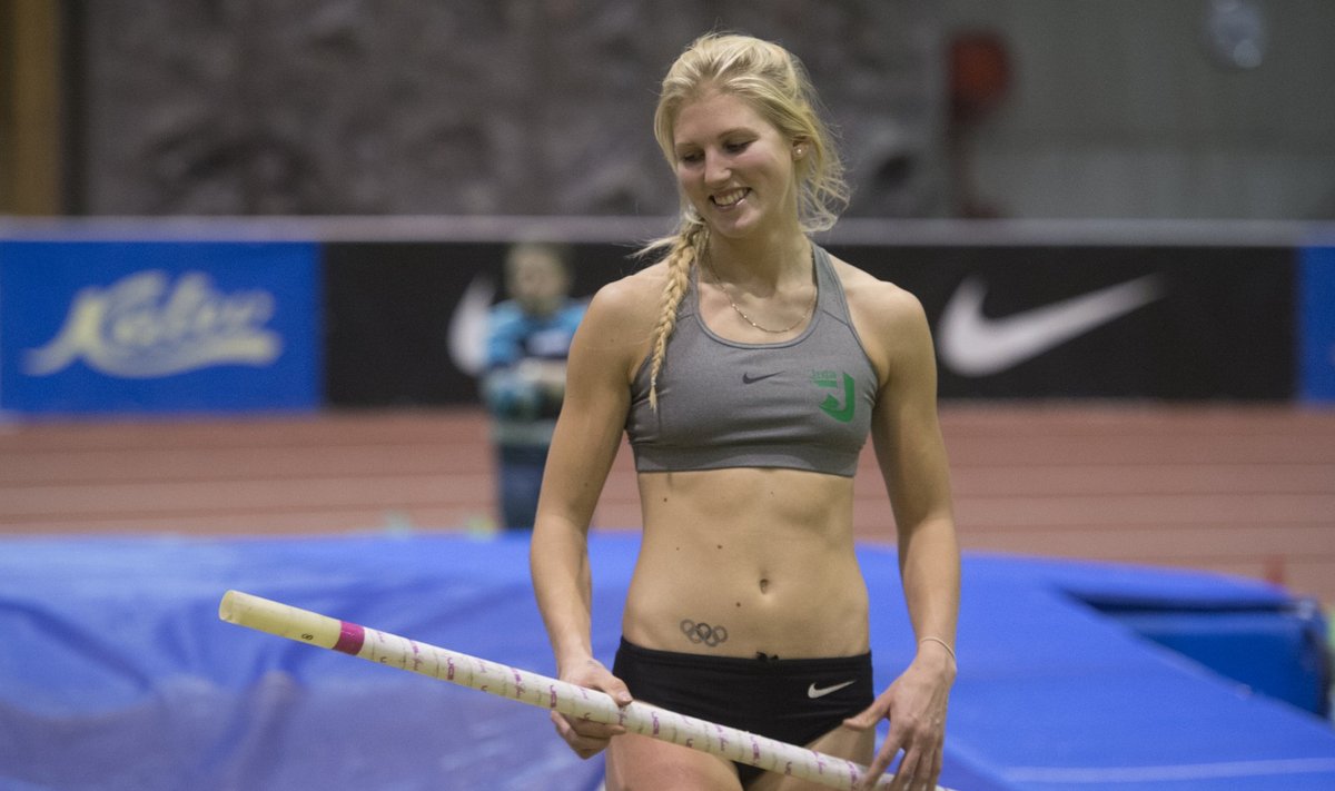 Teivashüppaja Reena Koll viis Eesti rekordi 4.30-ni.