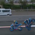 VIDEO | Kiiver päästis halvimast: 225 km/h kiirusel konkurendiga kokku põrganud 19-aastane motosportlane elas üle karmi kukkumise