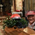 FOTOD ja VIDEO | Vormelilegend Niki Lauda saadeti Viinis viimsele teekonnale